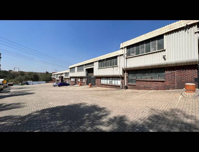 6,251M² WAREHOUSE FOR SALE IN SELBY